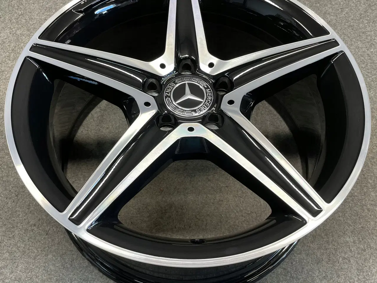 Billede 1 - MERCEDES C KLASSE A205 W205 S205 7,5 og 8,5 x 19"