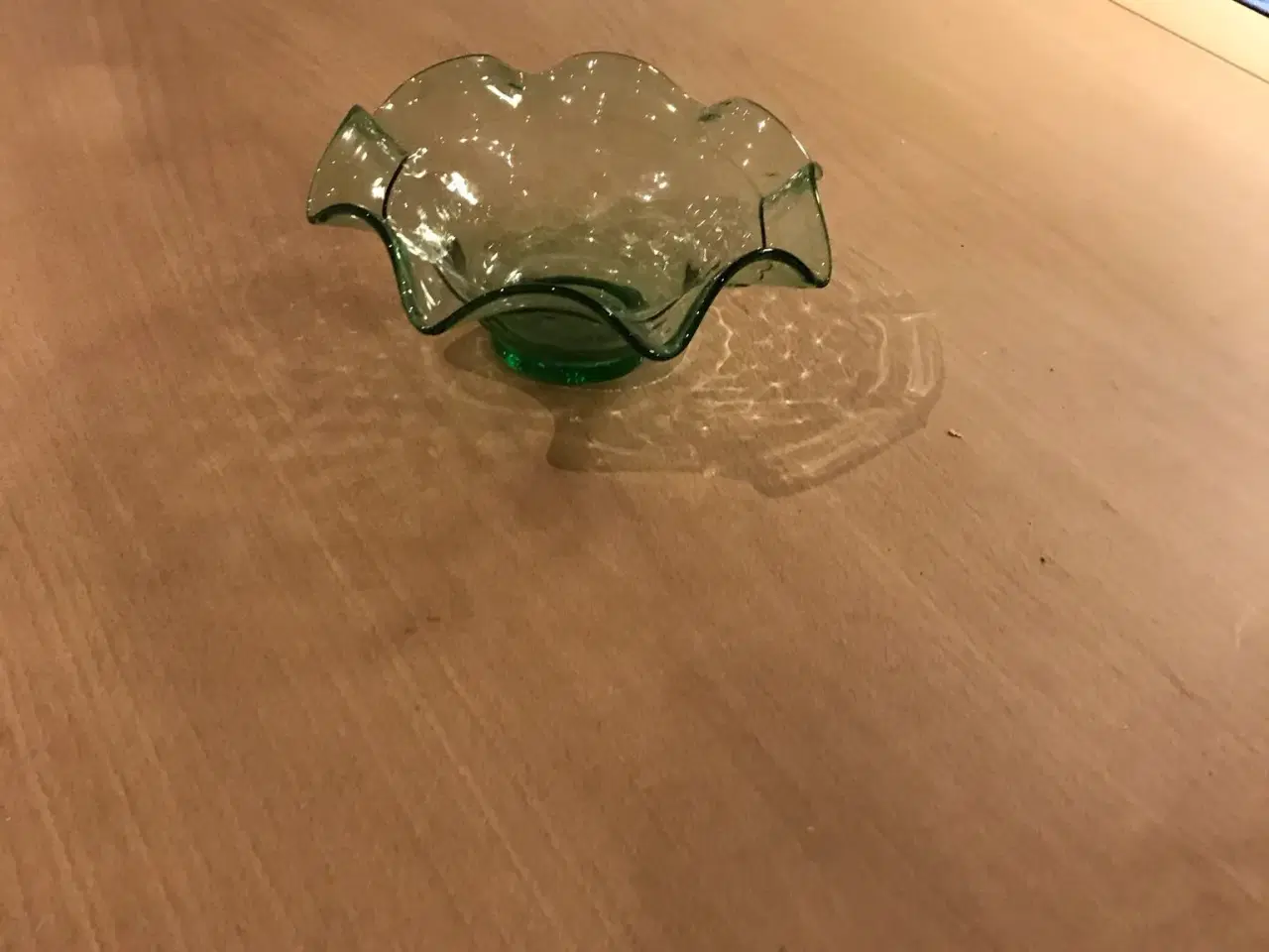 Billede 3 - Glas skål grøn