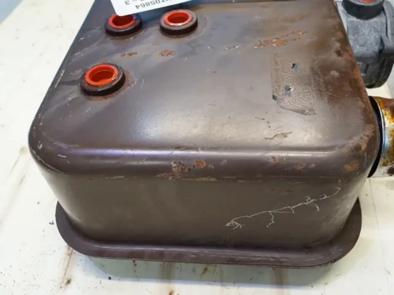 Billede 12 - Dronningborg D7200 Hydrauliktank 28751699