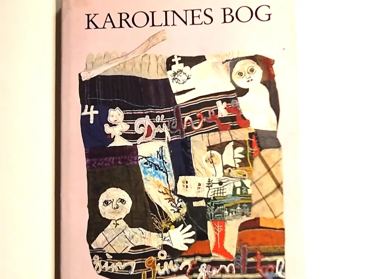 Billede 1 - Karolines bog. Af Niels Reisby og Pia Skogemann