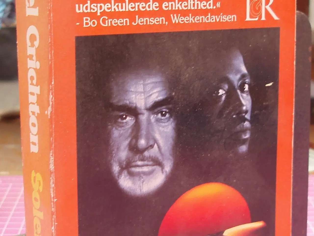 Billede 1 - Solen stiger af Michael Crichton