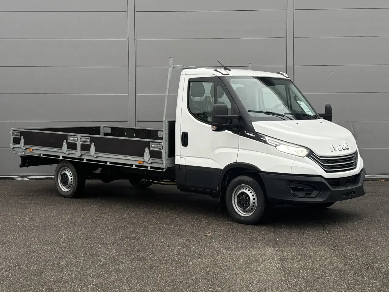 Billede 1 - Iveco Daily 3,0 35S18 4100mm Lad AG8