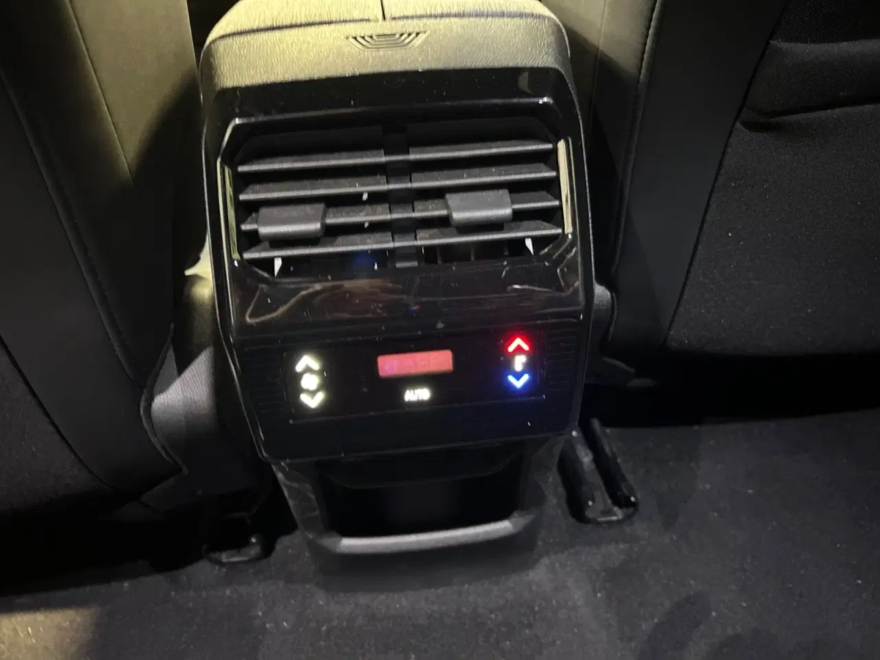Billede 9 - Peugeot e-5008 77 Allure 7prs