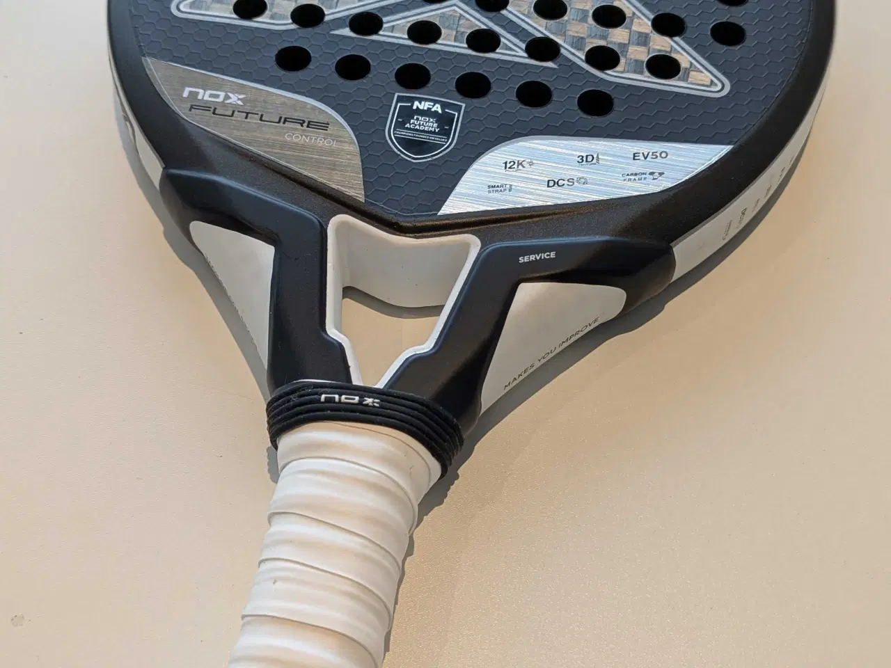 Billede 9 - Nox future Control 12k padelbat