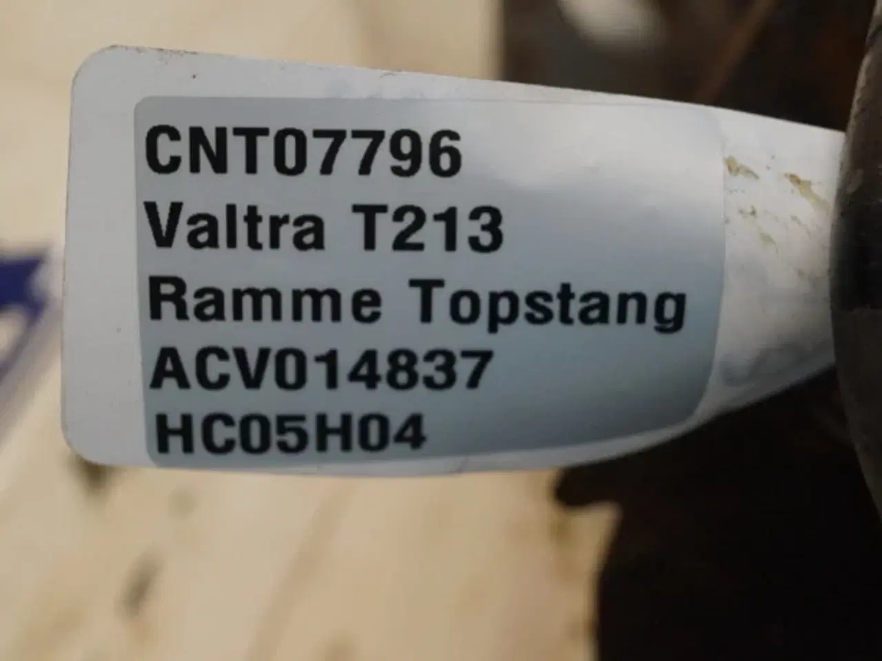 Billede 13 - Valtra T213 Topstangsfæste ACV0148370