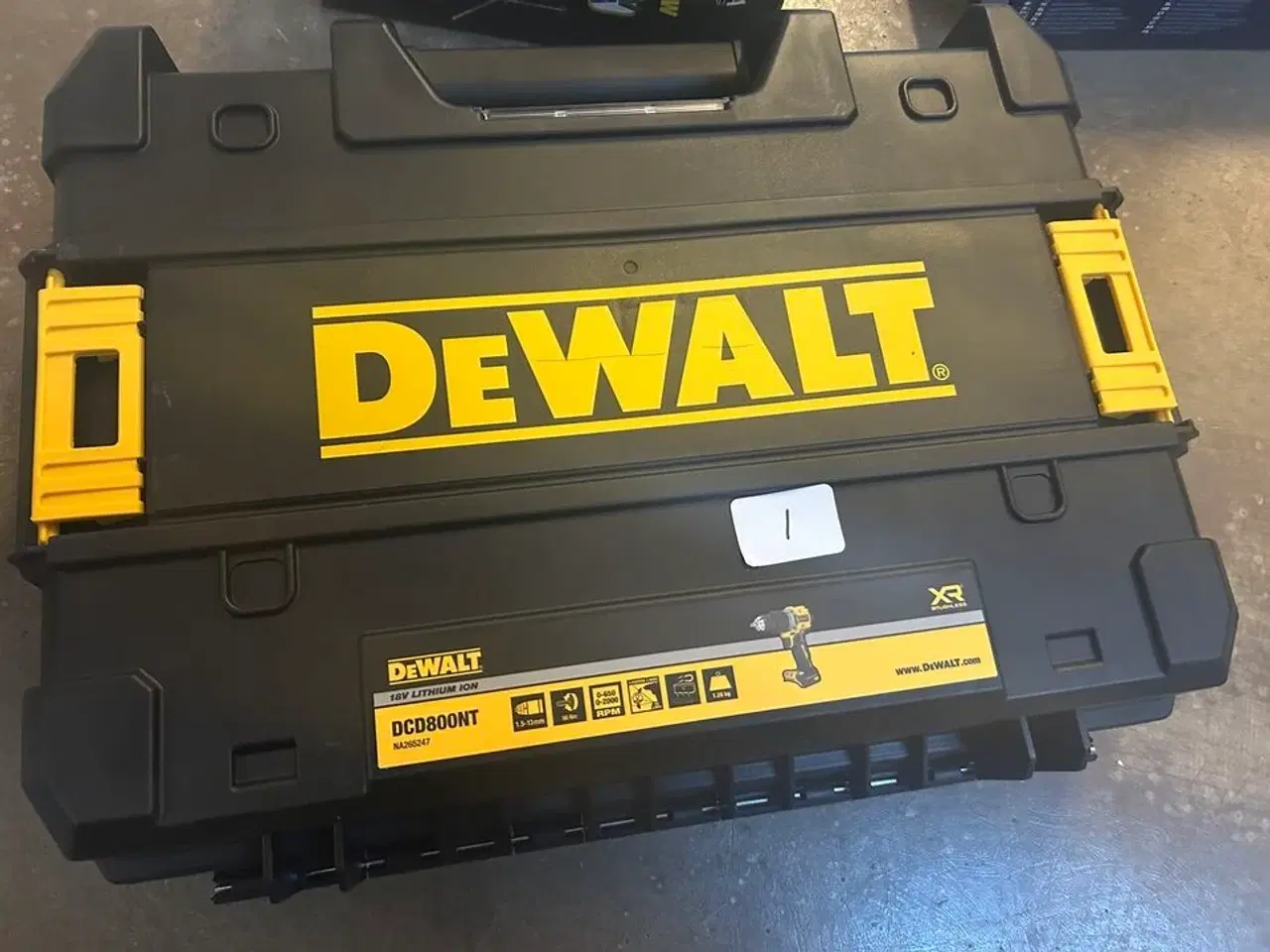 Billede 1 - DEWALT Bore-/skruemaskine DCD800NT