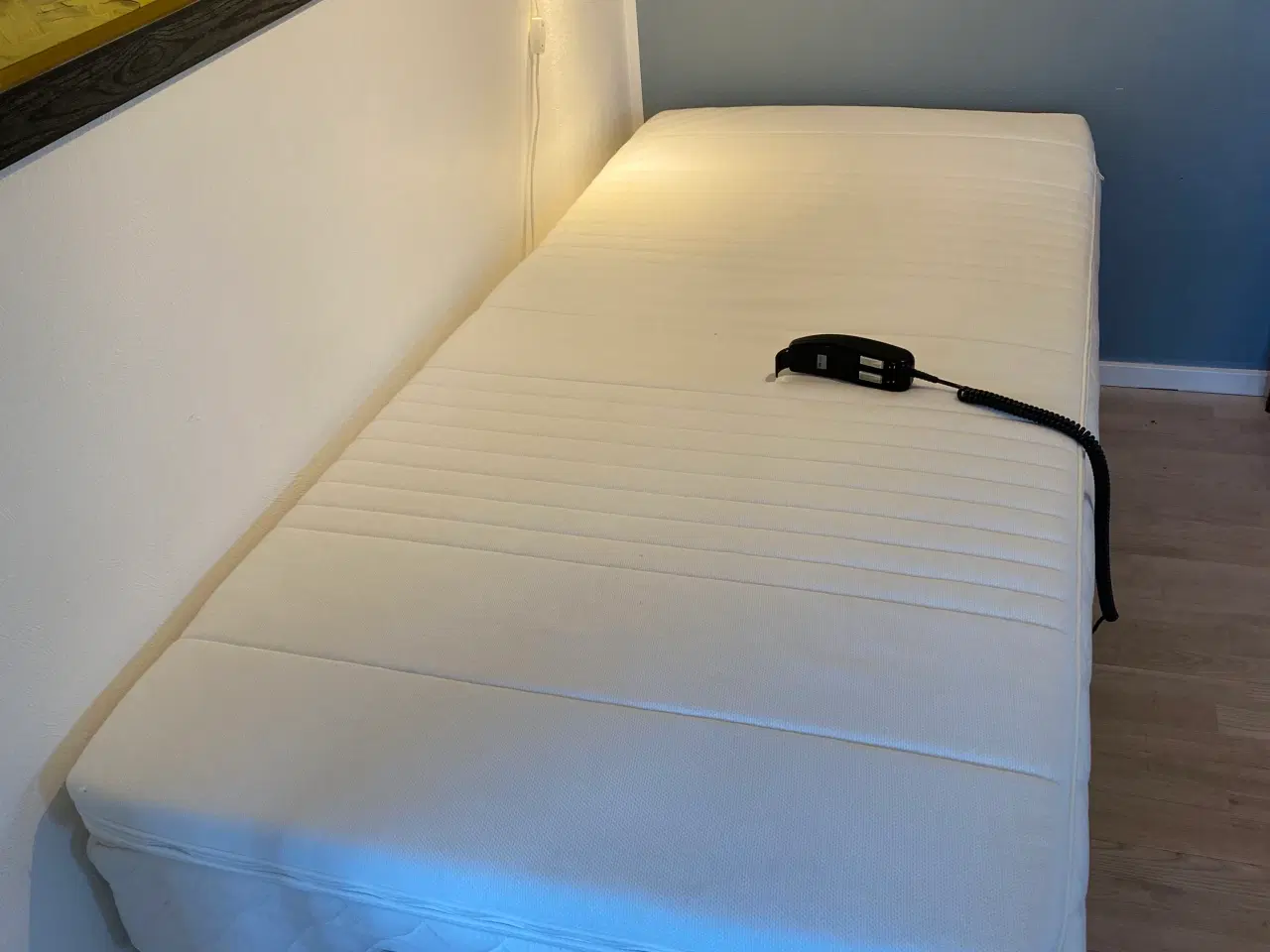 Billede 3 - Elevationsseng. Enkeltseng.