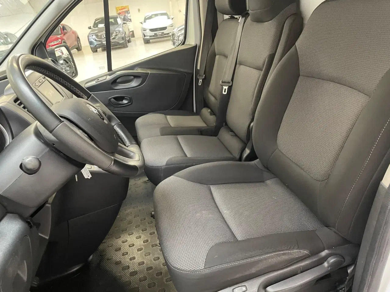 Billede 6 - Renault Trafic T29 2,0 dCi 170 L2H1 EDC