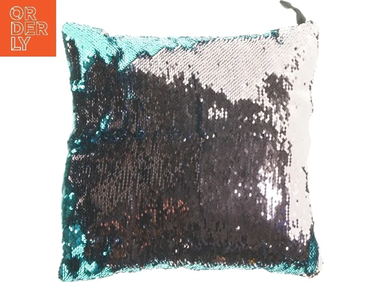 Billede 3 - Pude med vendbare pailetter (str. 36x36 cm)
