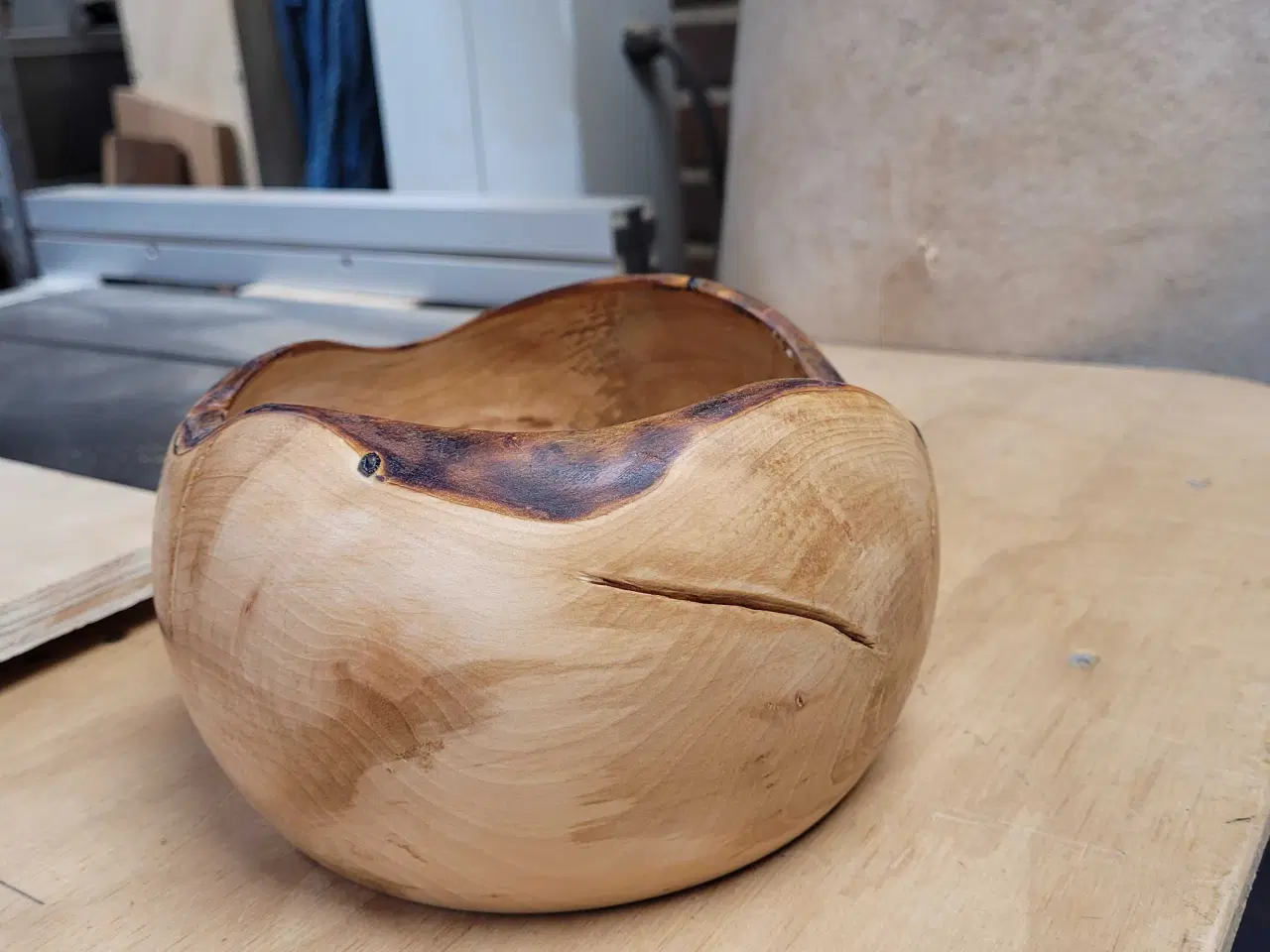 Billede 2 - Drejet skål af æbletræ 