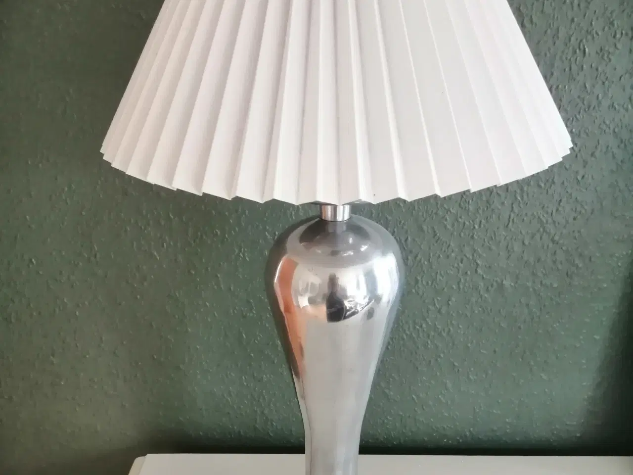 Billede 2 - Bordlampe M/ skærm