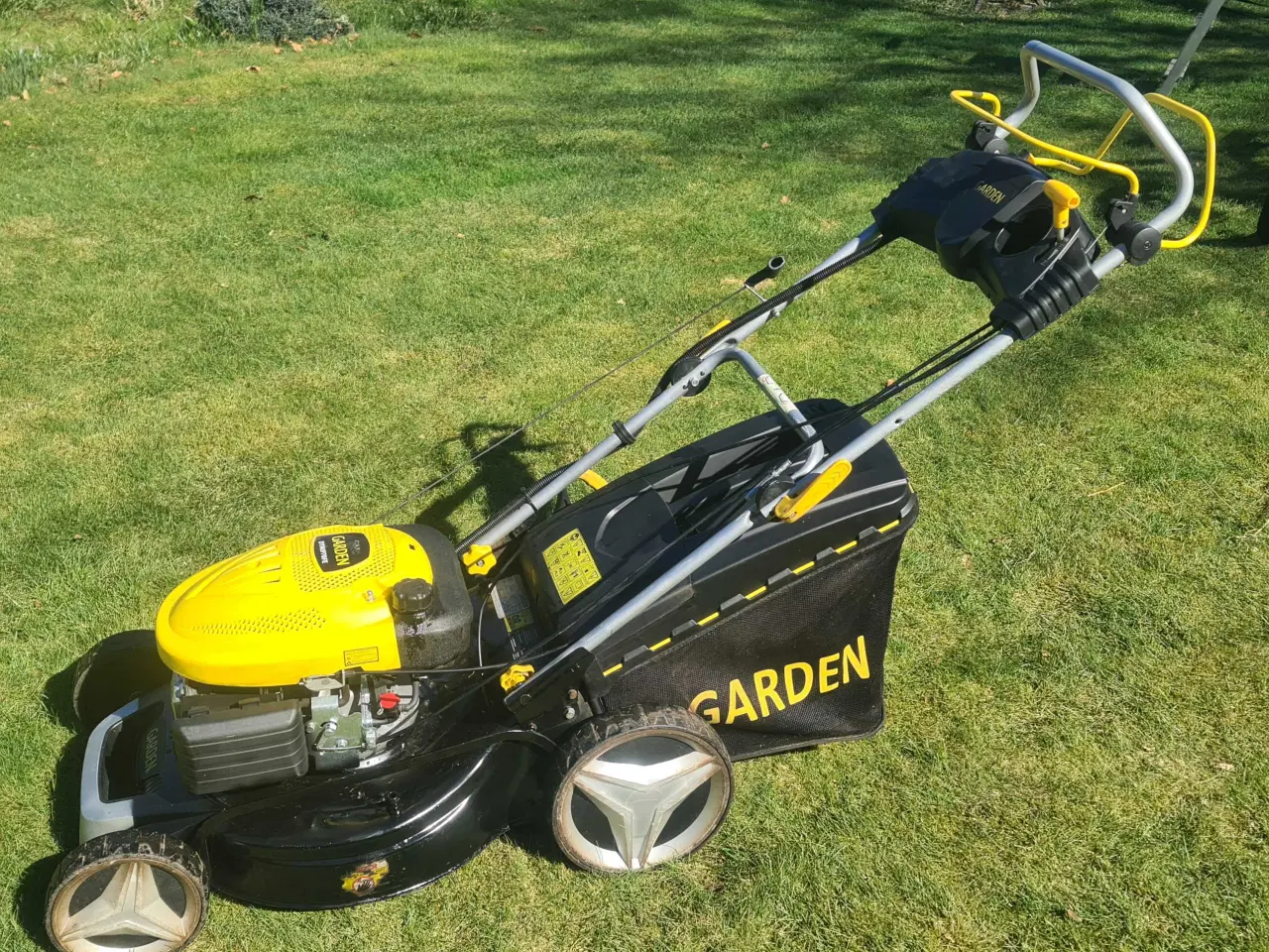 Billede 2 - Garden selvkørende og selvstart plæneklipper 