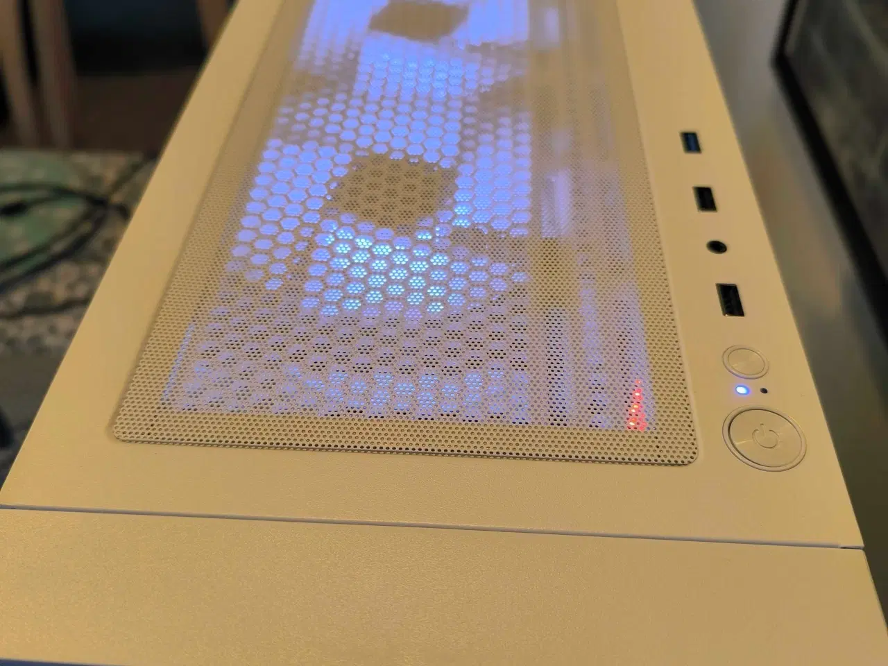 Billede 4 - ​Stilrent Black & White Gaming Build – i7-9700K / 