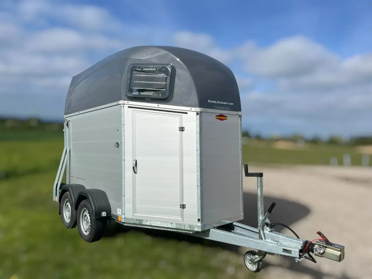 Billede 2 - Hestetrailer leje | Weekend