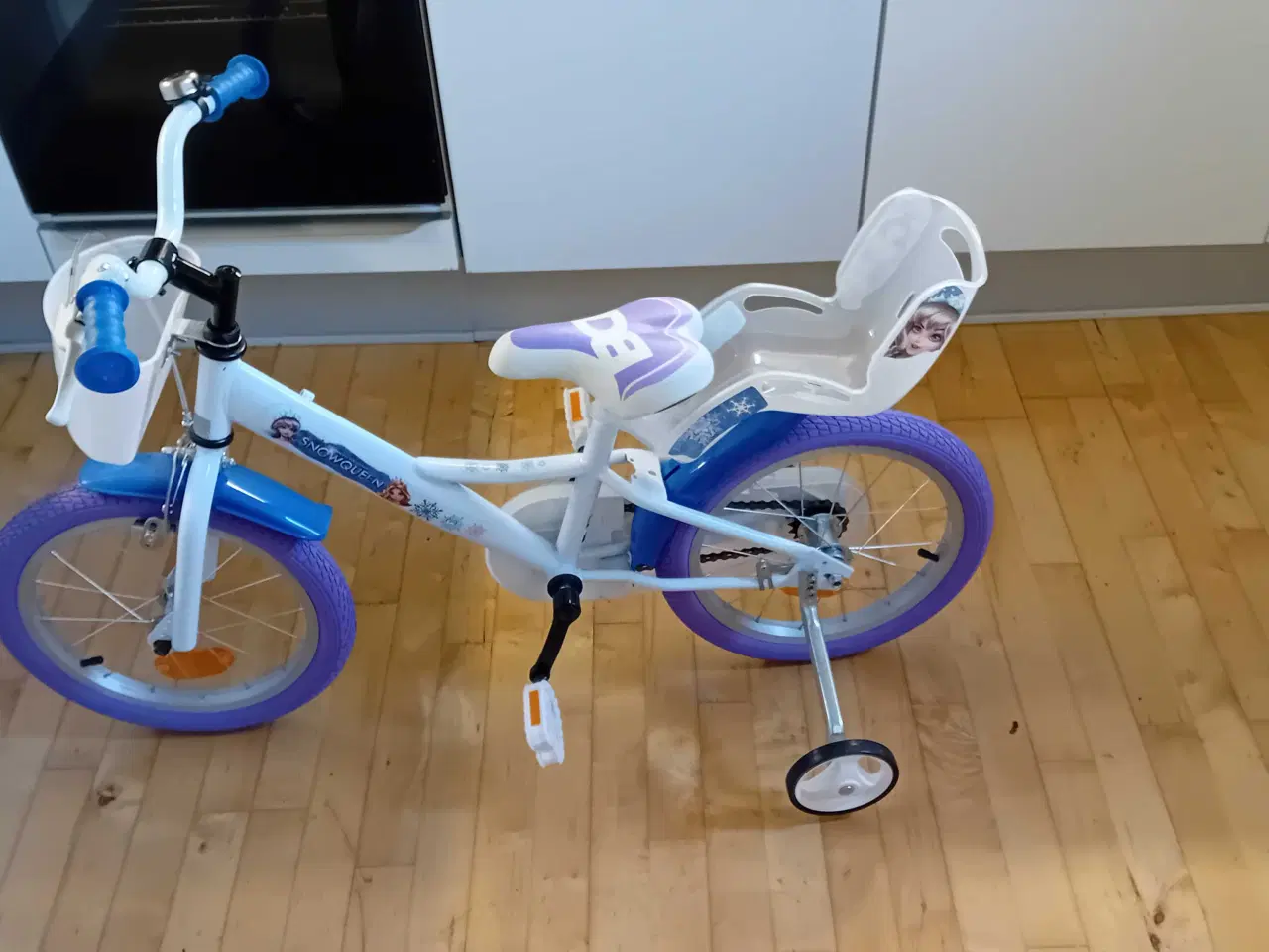 Billede 2 - Pigecykel til salg.