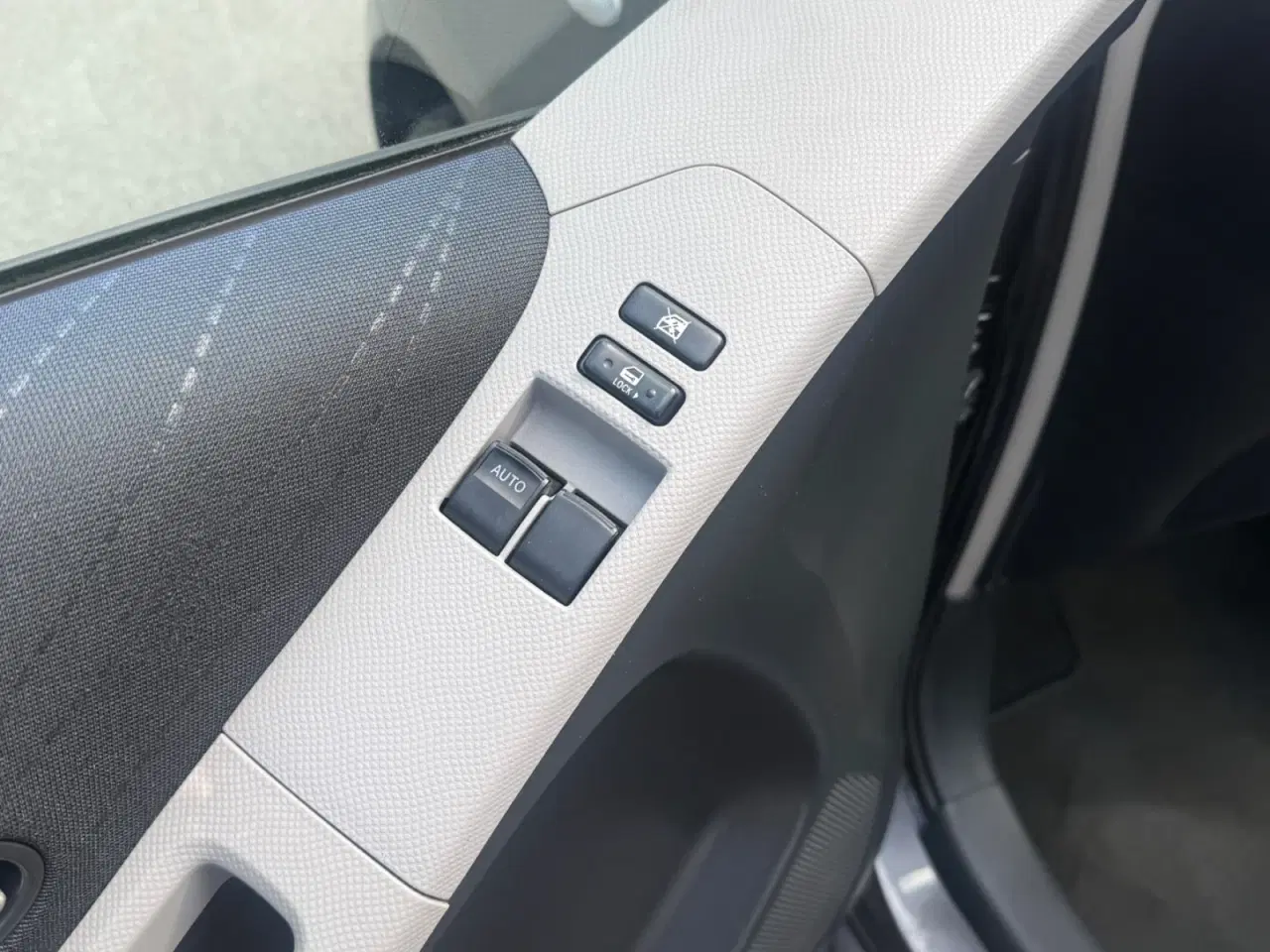 Billede 18 - Toyota Yaris 1,3 Luna