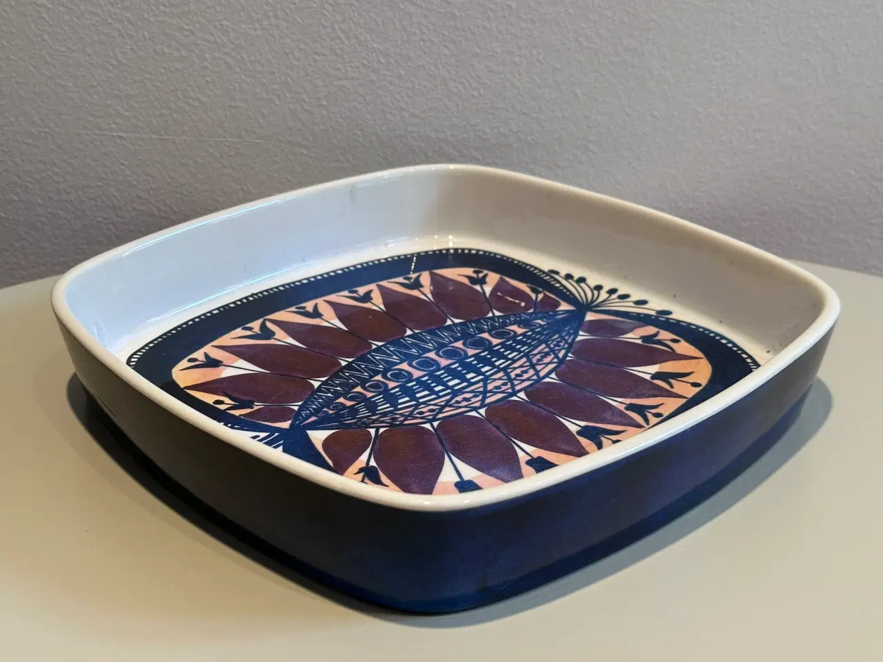 Billede 4 - Royal Copenhagen fajance fad nr. 168/2884