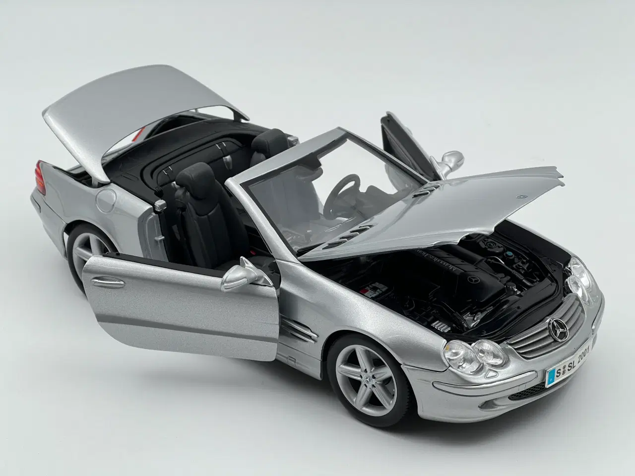 Billede 4 - 2001 Mercedes SL500 - 1:18