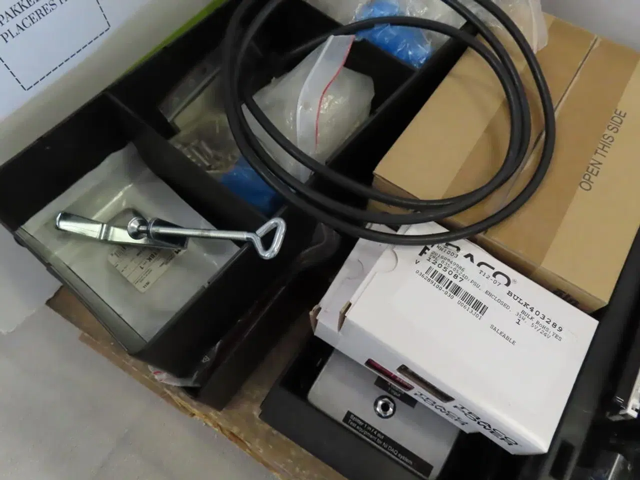 Billede 42 - Palle med rester fra TC ELECTRONIC