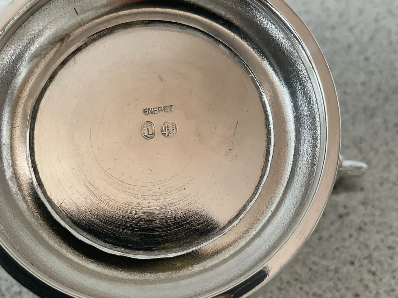 Billede 2 - Sæt: kaffekande, sukkerskål, flødekande, bakke.