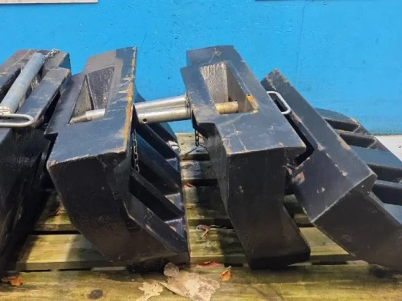 Billede 11 - Case Maxxum 145 Frontvægt Holder 82031499  (5 Stk)