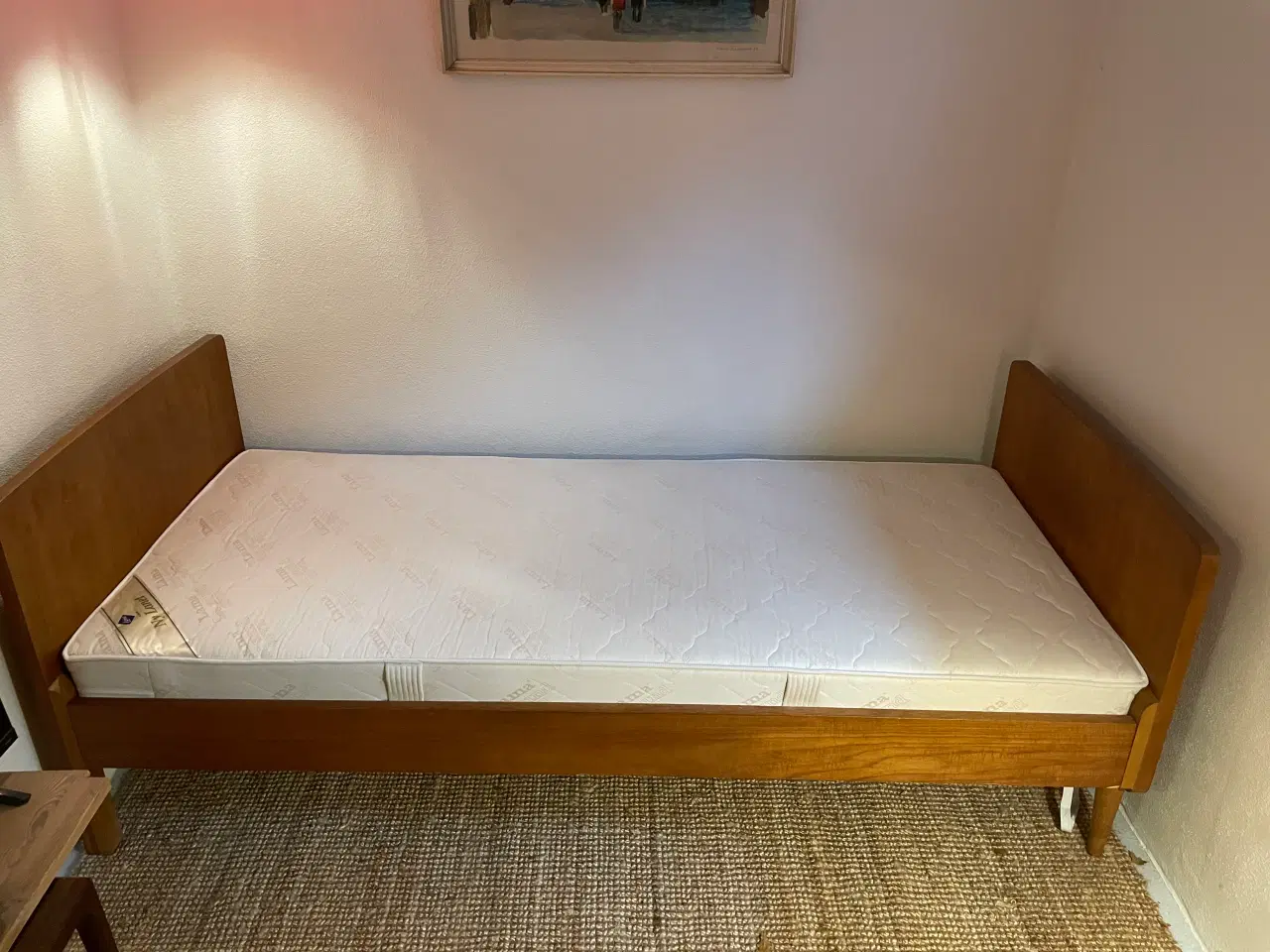 Billede 1 - Flot teak seng