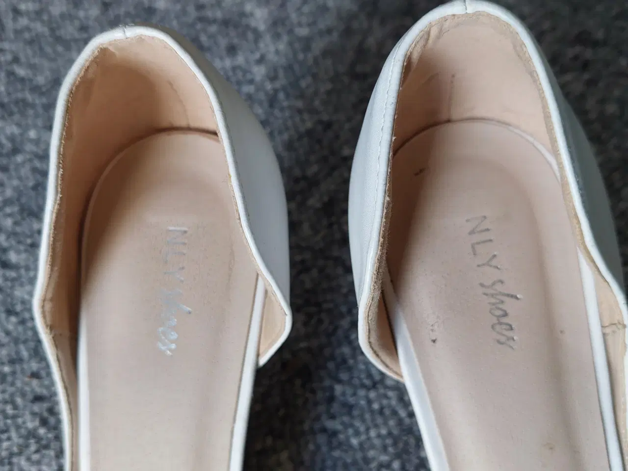 Billede 8 - hvid farve sko, str. 38