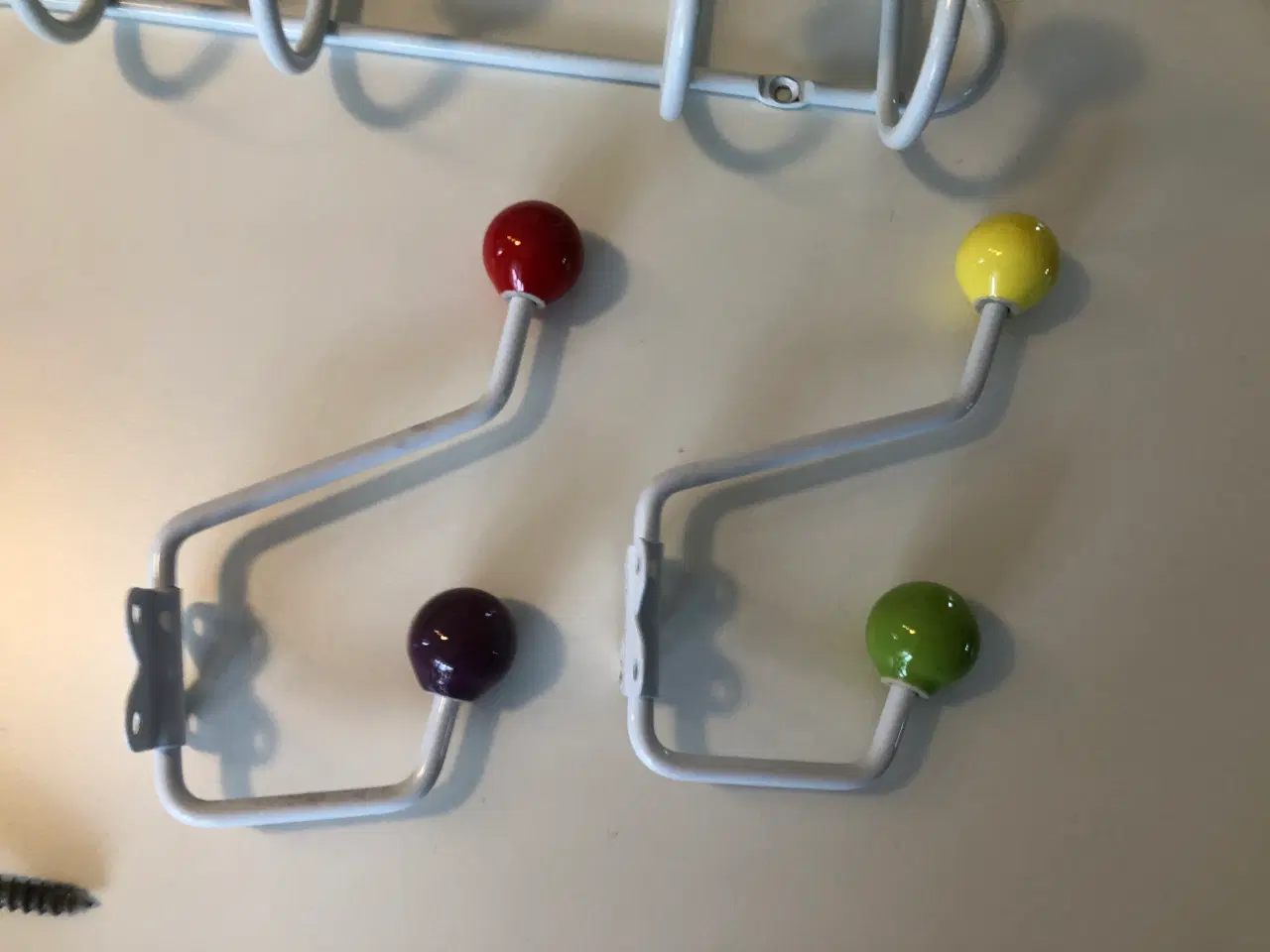 Billede 8 - Knagerække i flotte farver