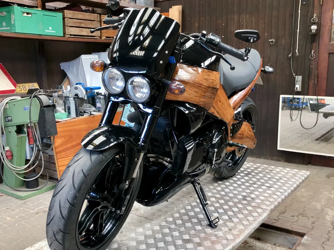 Billede 4 - Helt særlig Buel XB12