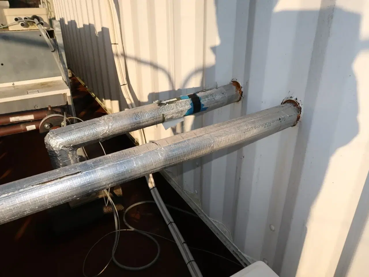 Billede 88 - 20 fods isolering container indrettet som testcenter af overskudsvarme (læs beskrivelse)