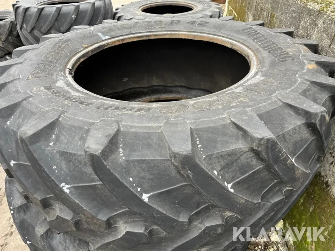 Billede 4 - Traktordæk Trelleborg TM900 710/70R42 - 2 styk