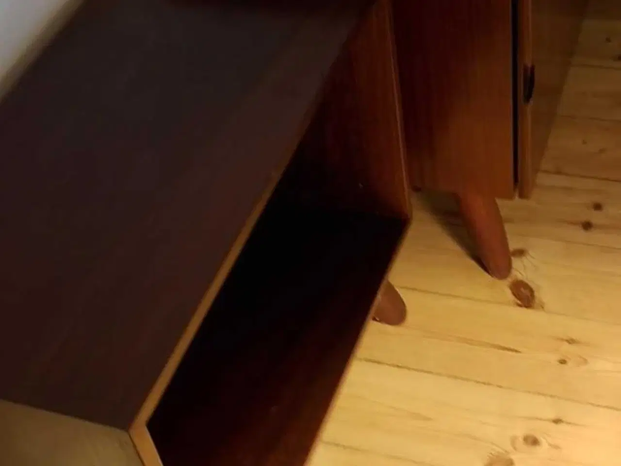 Billede 3 - Palisander skænk og reol i et sæt.