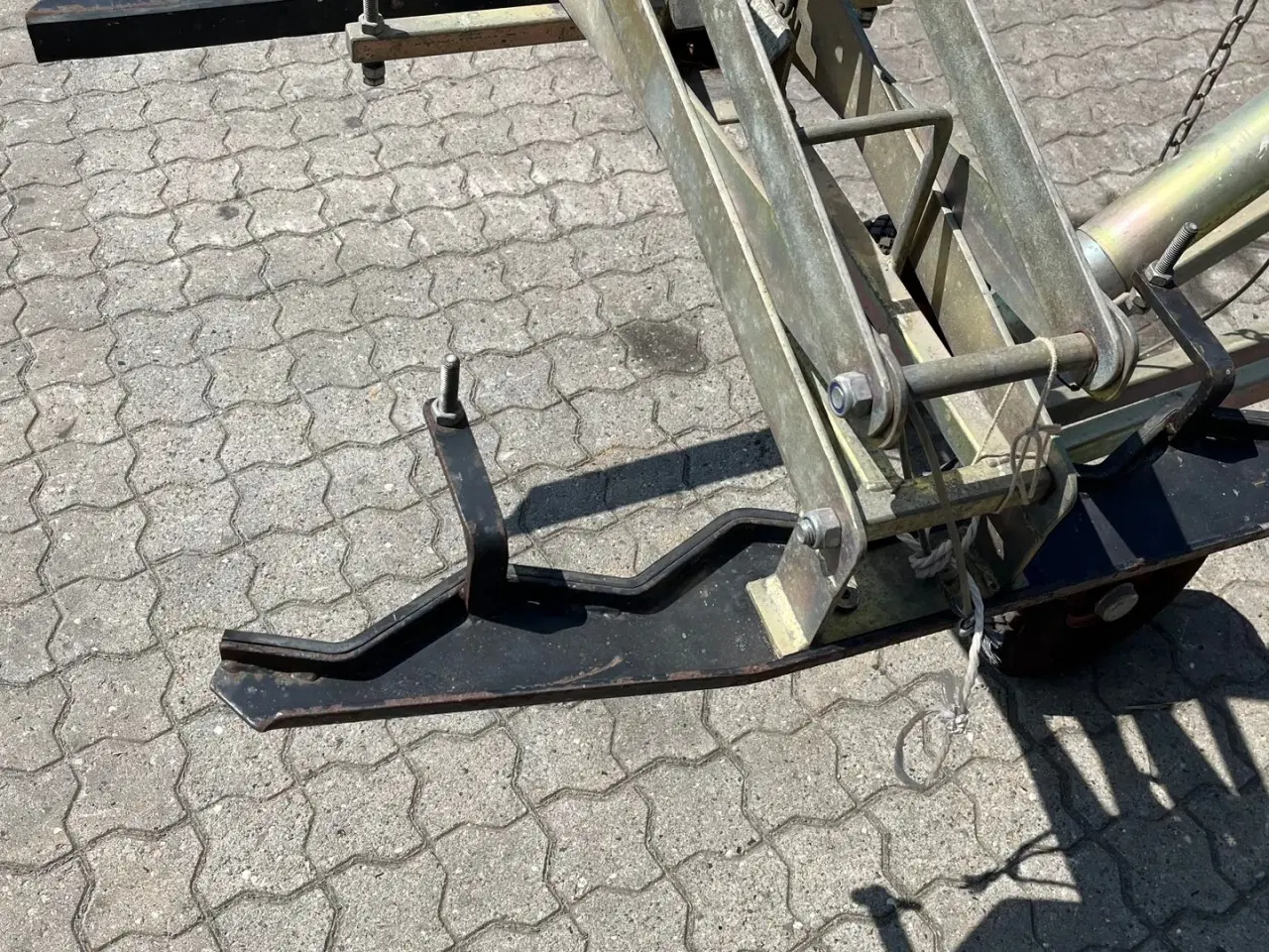 Billede 4 - - - - Stor flise ligger vogn til sf sten mm.