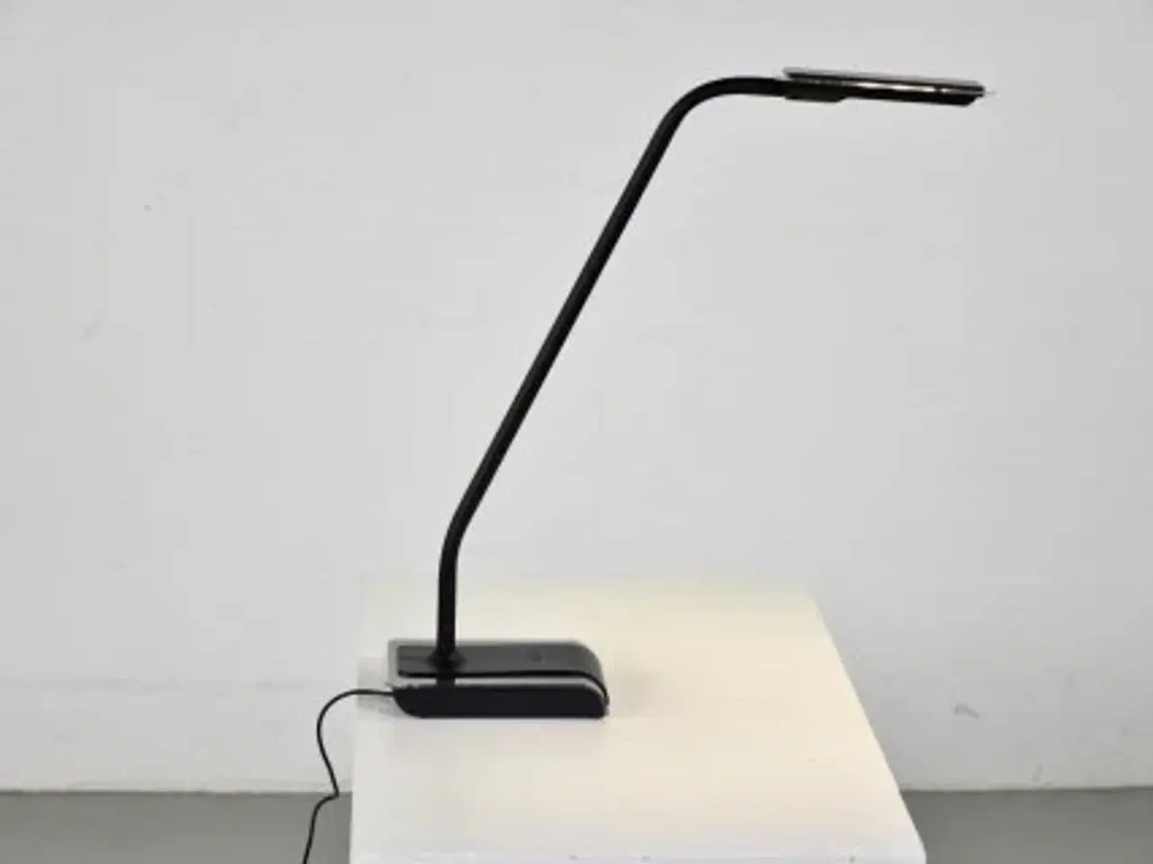 Billede 4 - Unilux bordlampe med touch-knap
