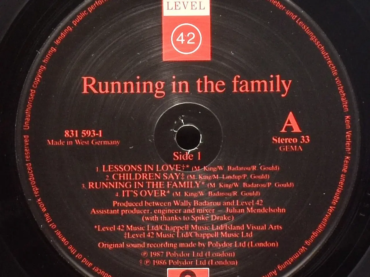 Billede 4 - Level 42 - Running in the Family GER 1987 VG+/VG