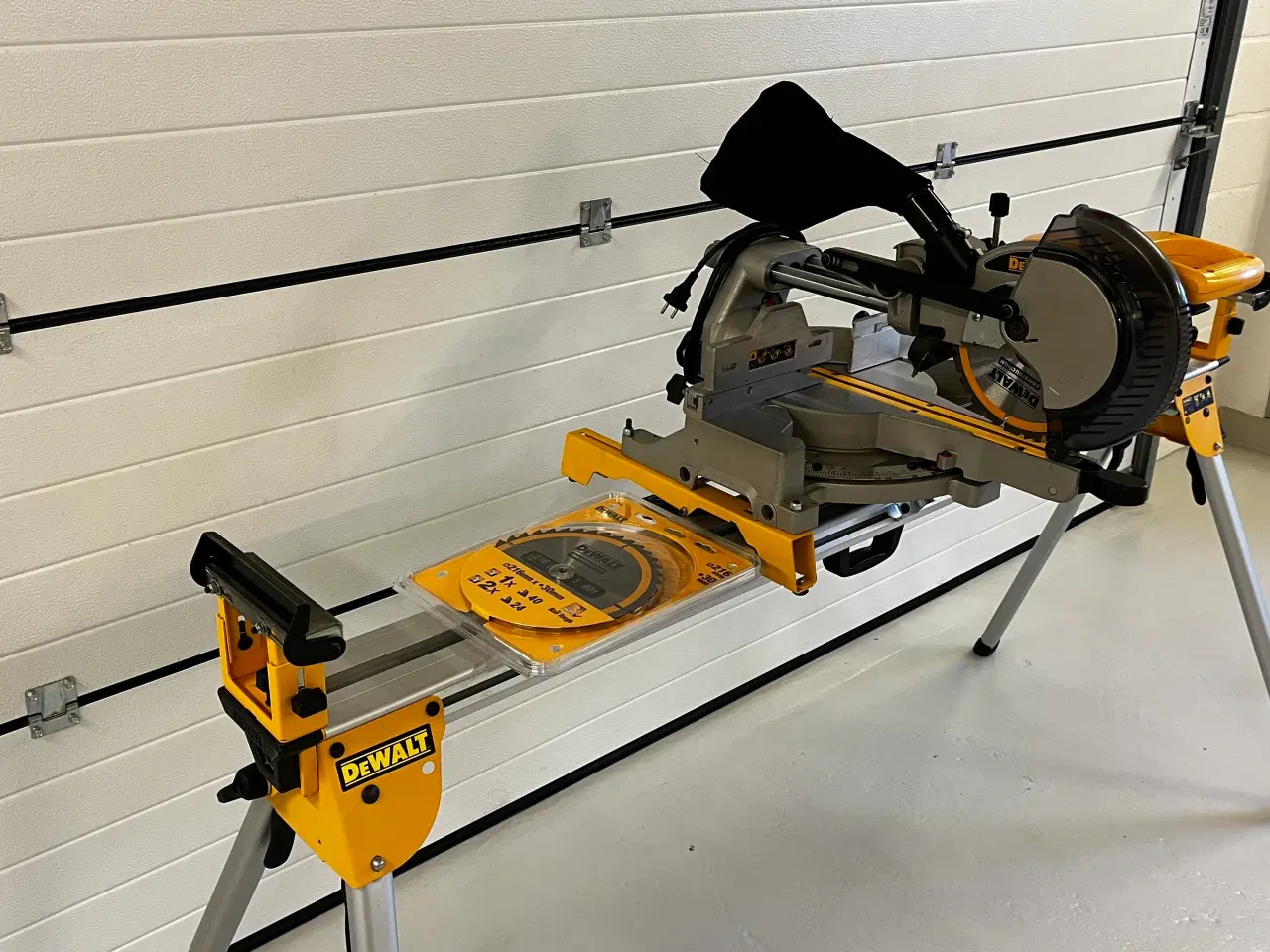 Billede 3 - DeWalt DW712N-QS kap geringssav