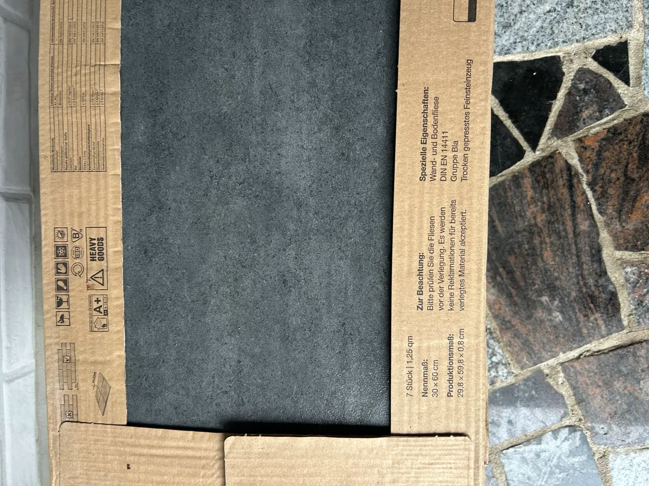 Billede 2 - Ny Kermos Gulv/ vægfliser 5 kvm