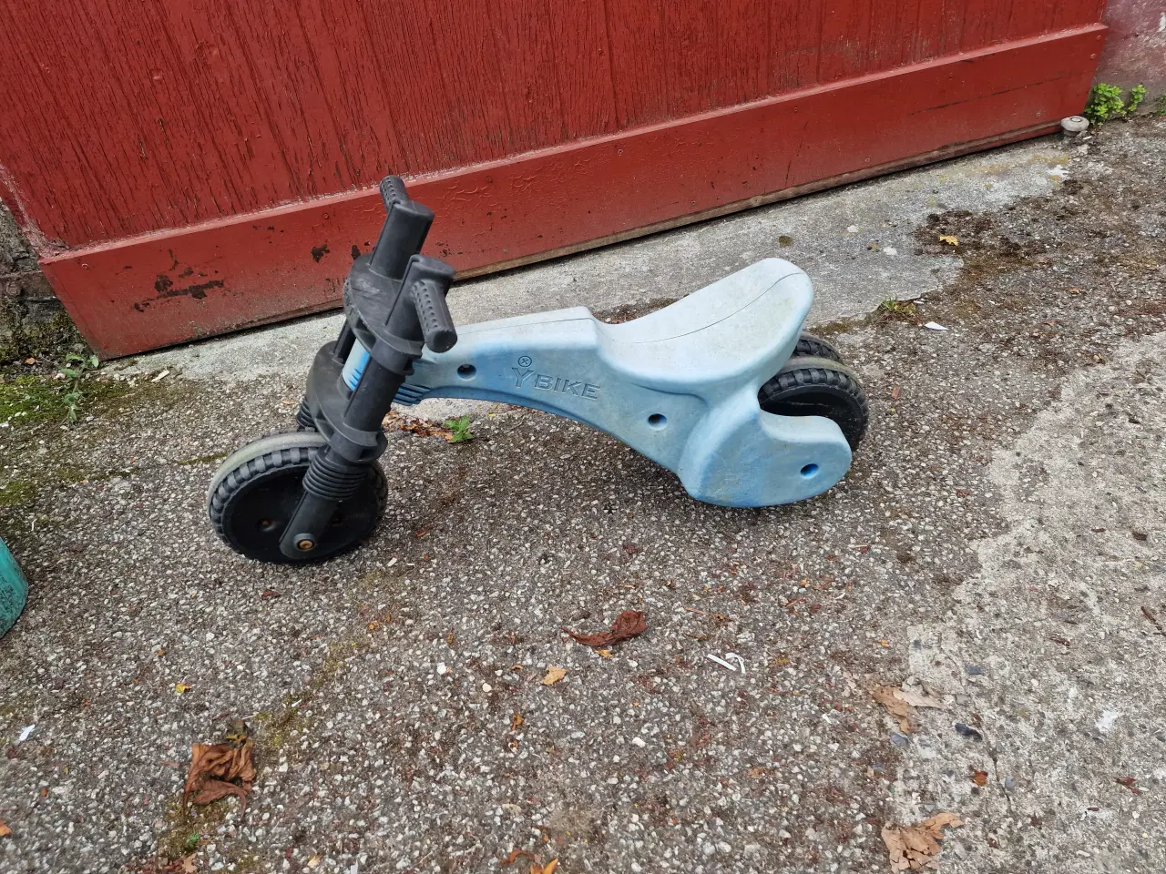 Billede 1 - Løbecykel Y BIKE