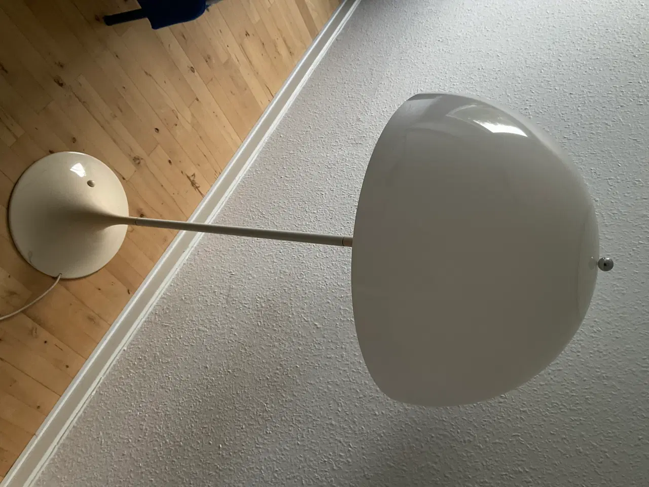 Billede 2 - Gulvlampe hvid Panthell