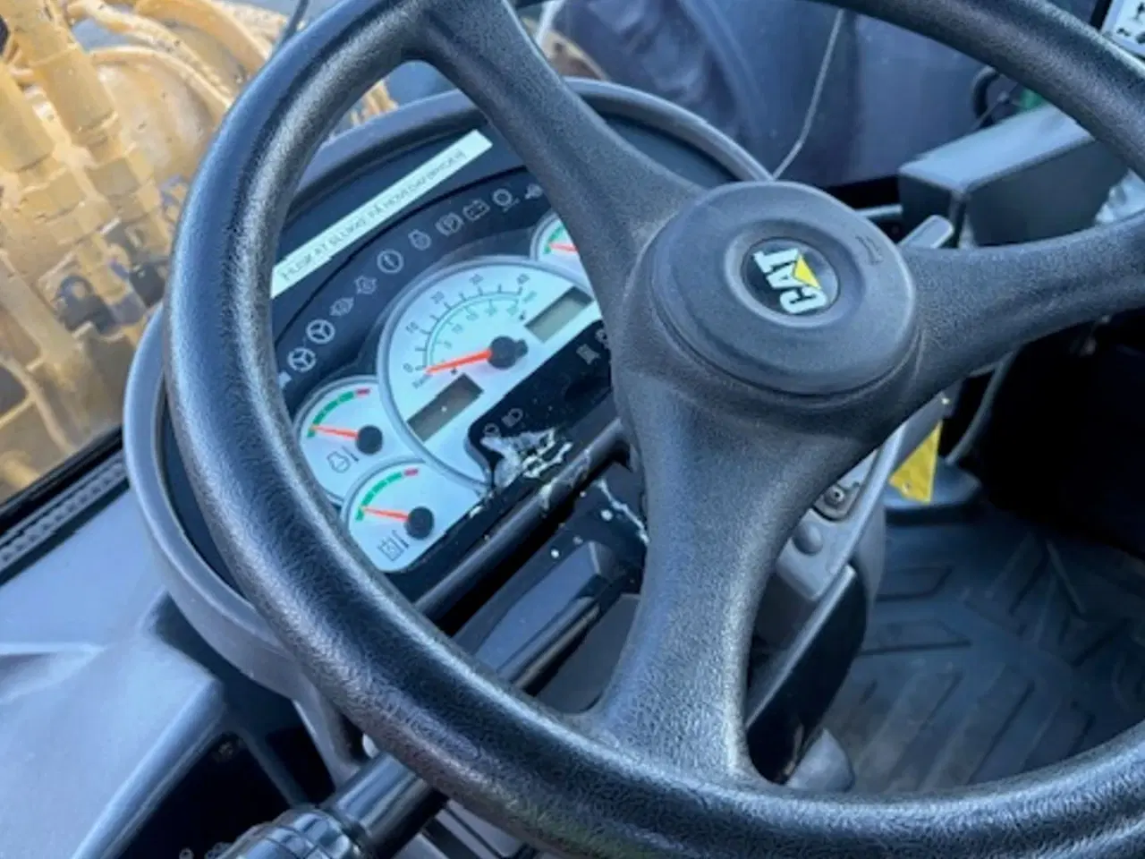 Billede 15 - CAT 924 G VOLVO BM SKIFT, GODE DÆK