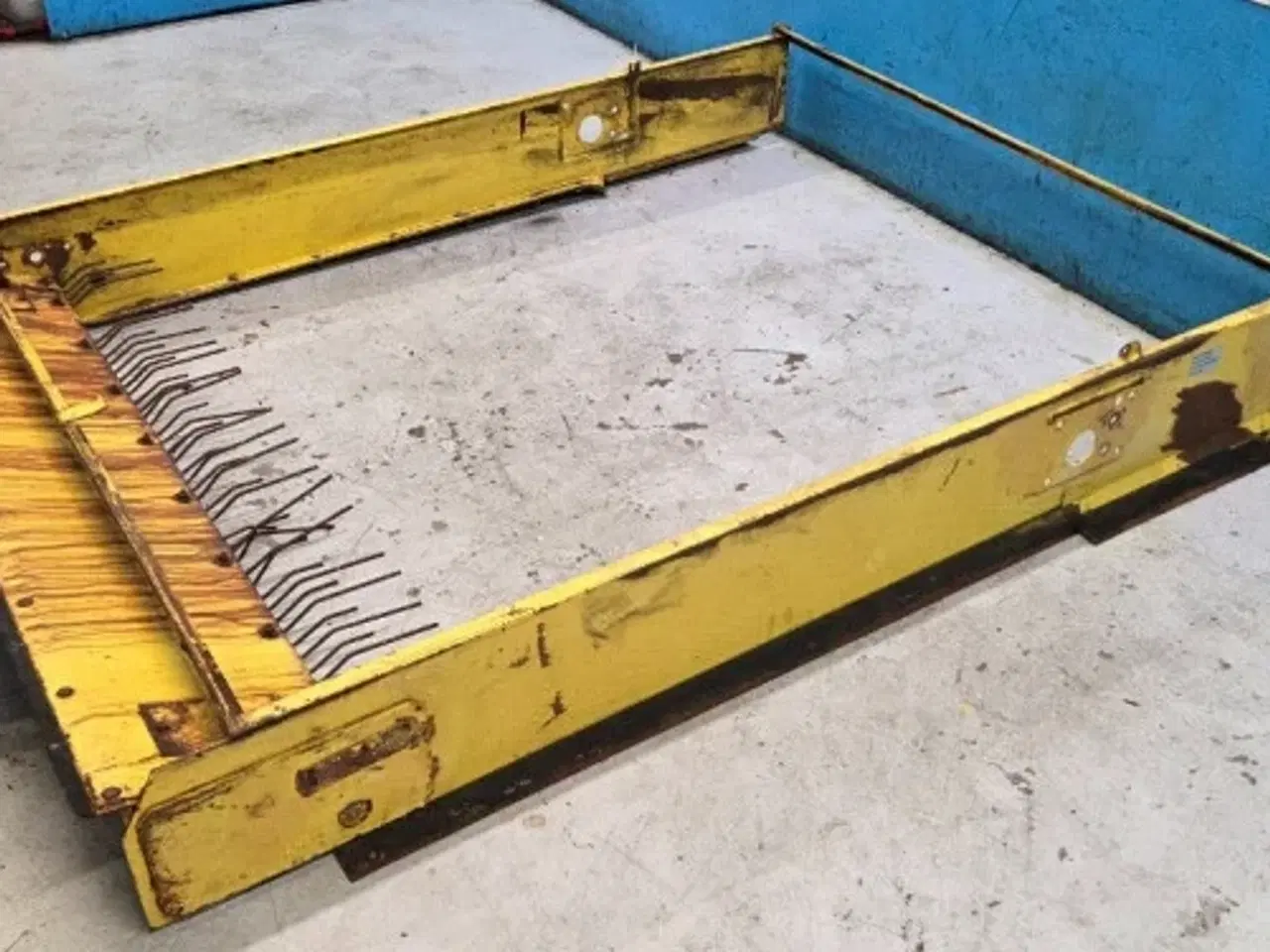 Billede 6 - New Holland 1550 Øverste Soldkasse 80336005