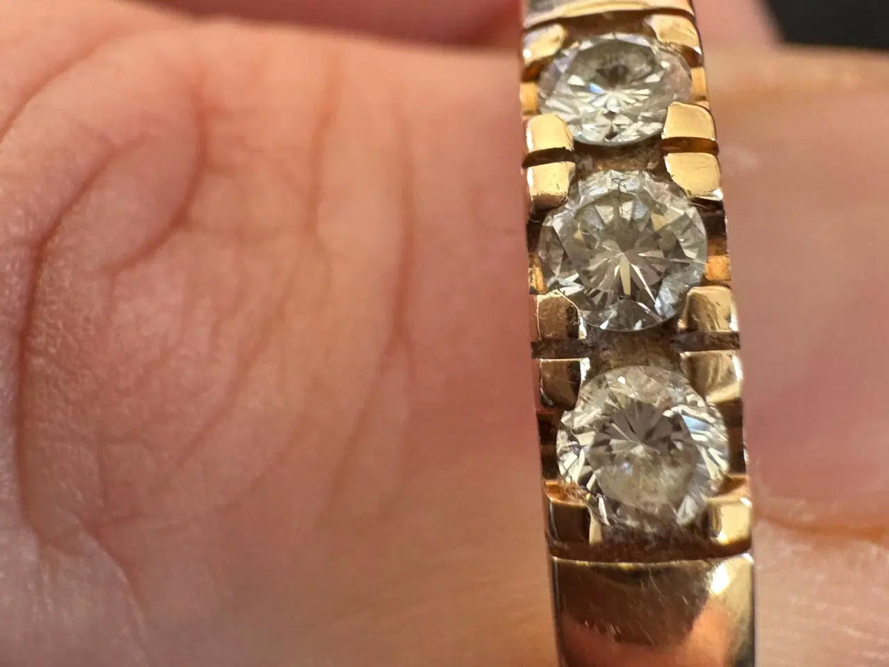 Billede 3 - Alliancering i Guld med brillanter