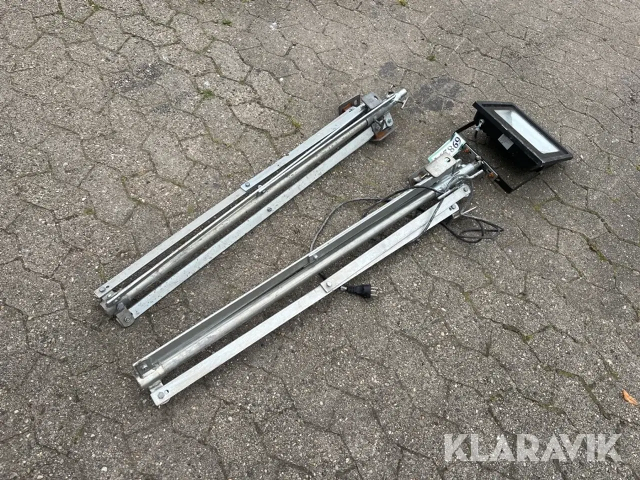 Billede 1 - Lampe Co2lights INDUS-ZFL 100w med 2 stativer