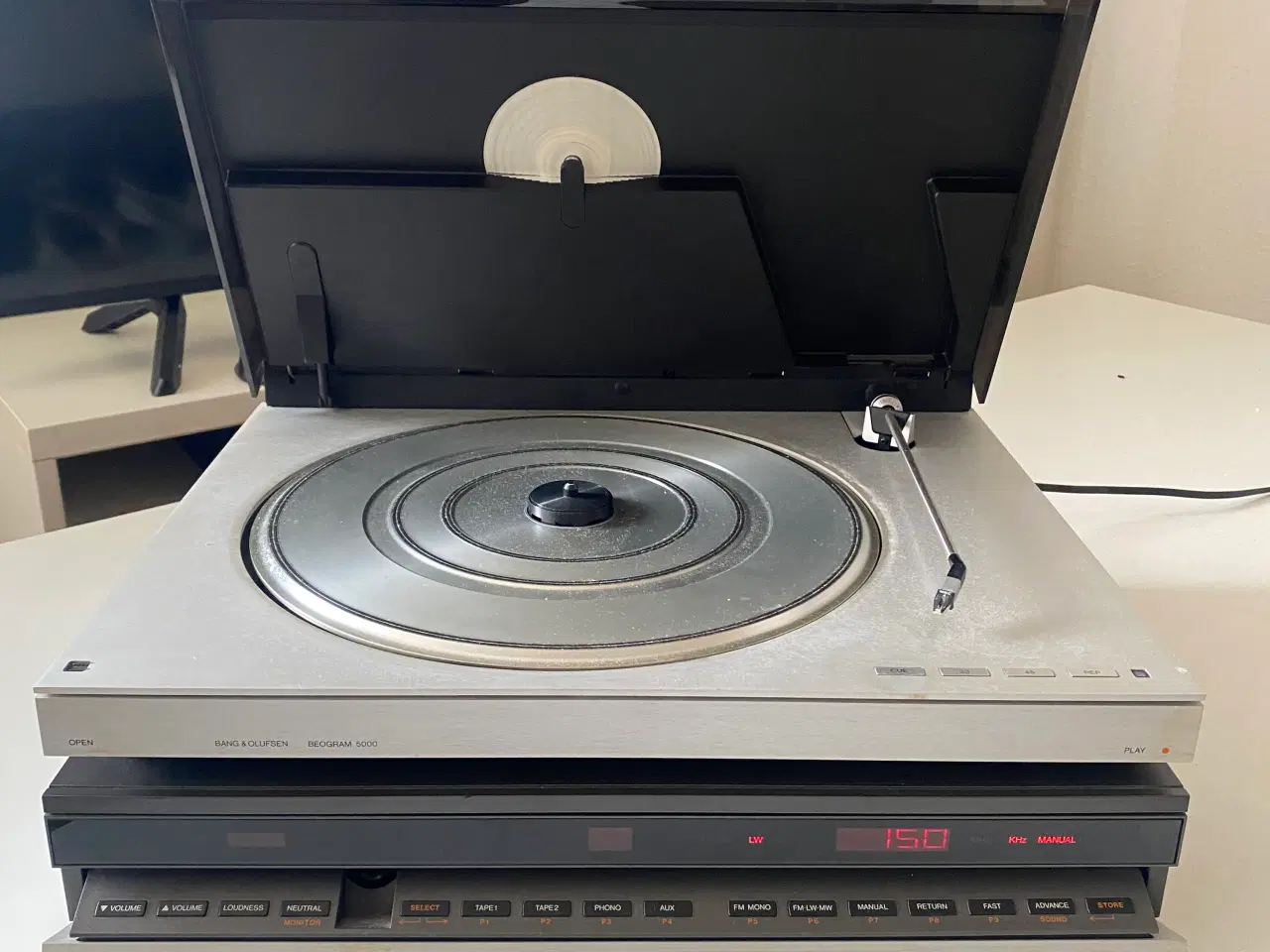 Billede 3 - B&O pladespiller og seberat radio som passer til