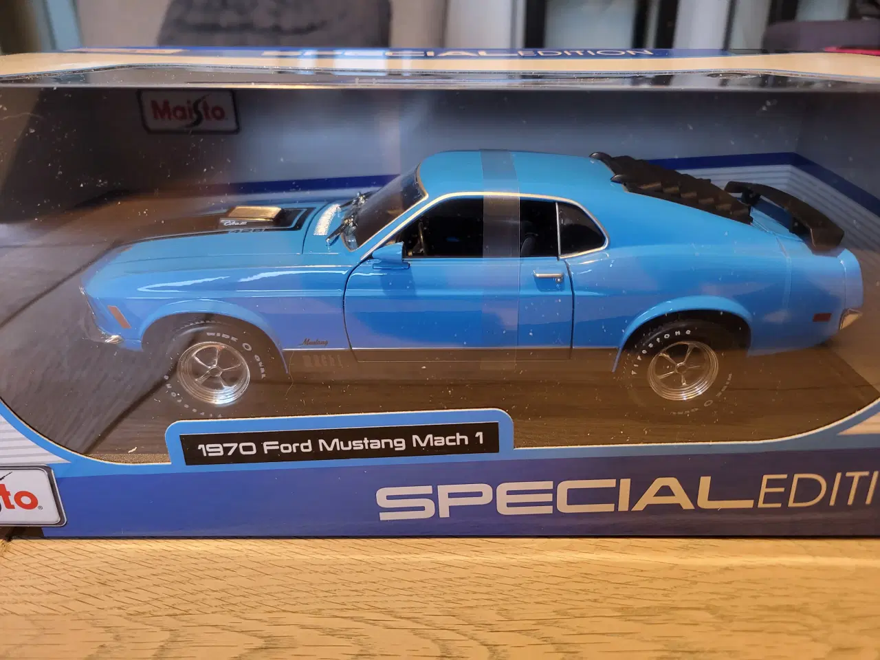 Billede 3 - Modelbil Ford Mustang Mach 1 - 1:18 , 600 kr.