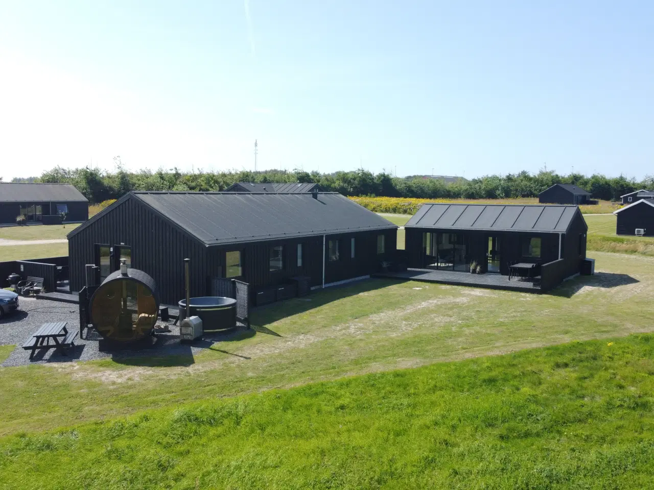 Billede 1 - 10 pers. Vildmarksbad, Poolbord, Bordfodbold mm