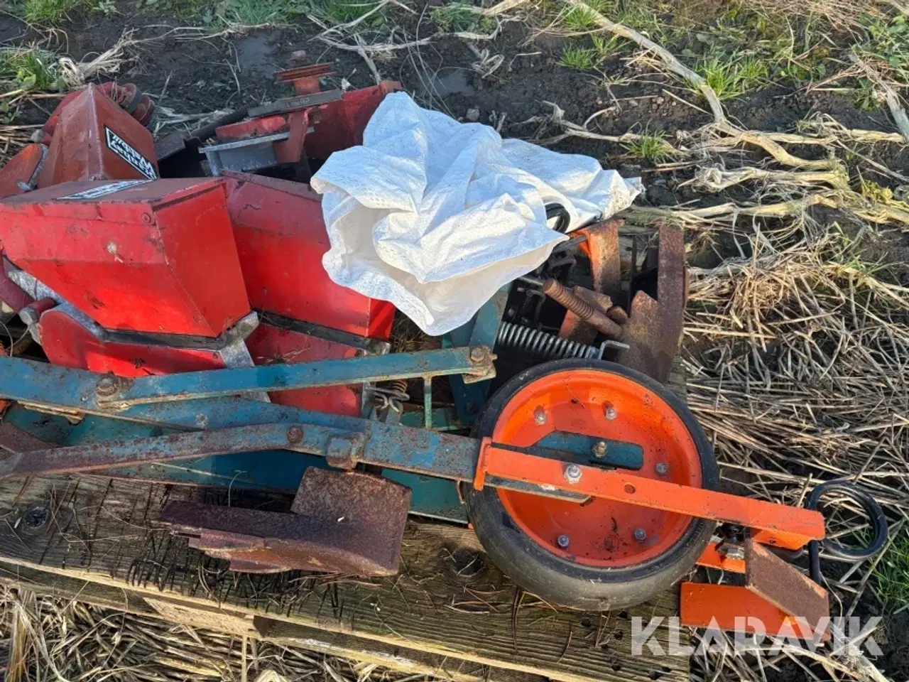 Billede 6 - En korns såmaskine til løg og græskar