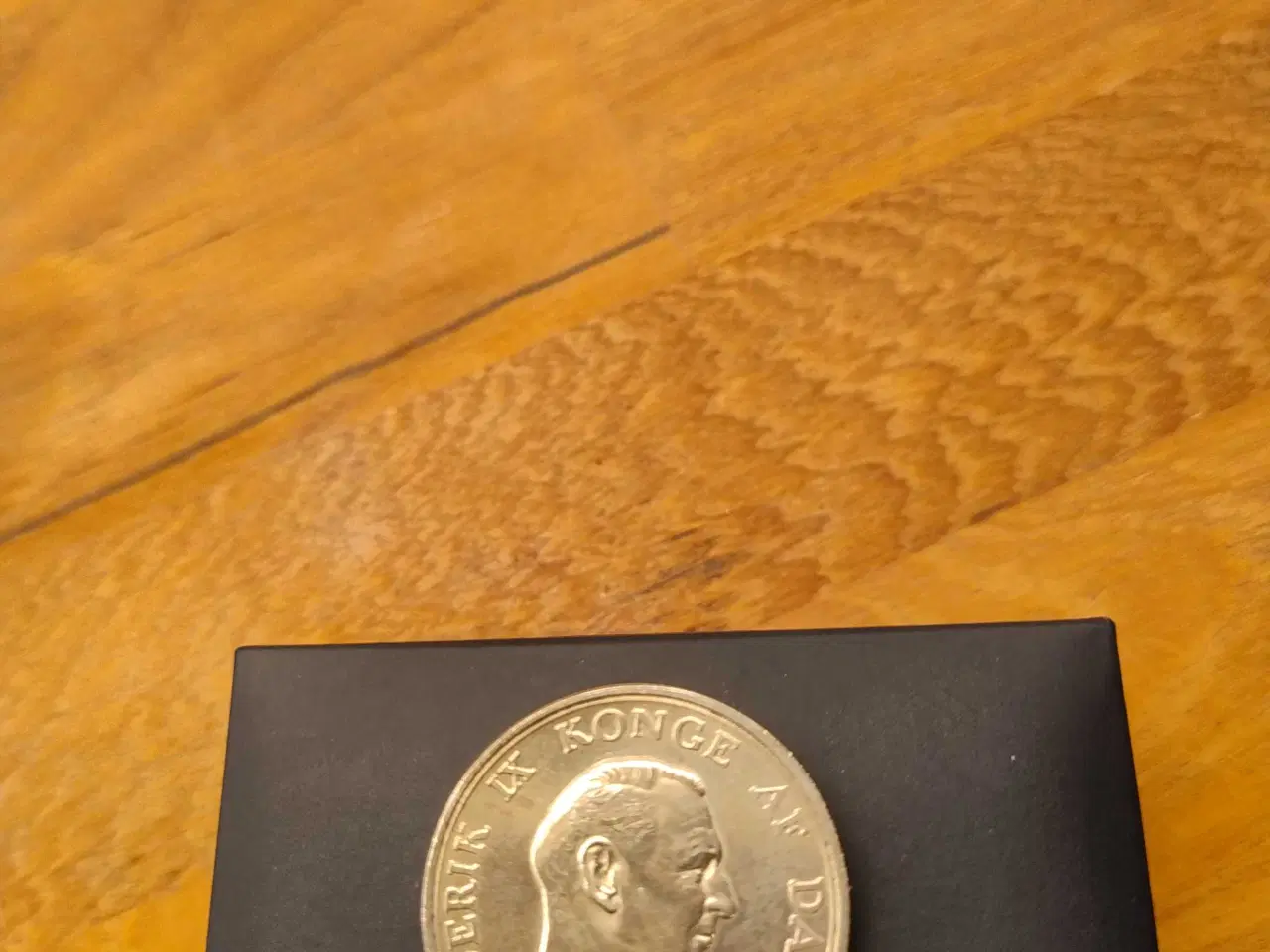 Billede 2 - Erindringsmønt  2 krone 1958