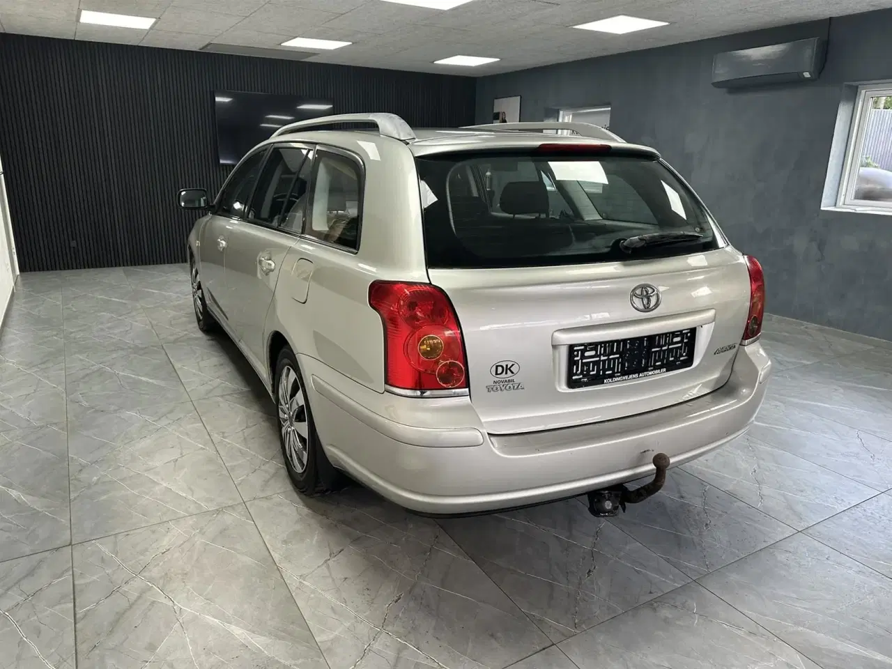 Billede 3 - Toyota Avensis 1,8 Linea Terra 129HK Stc