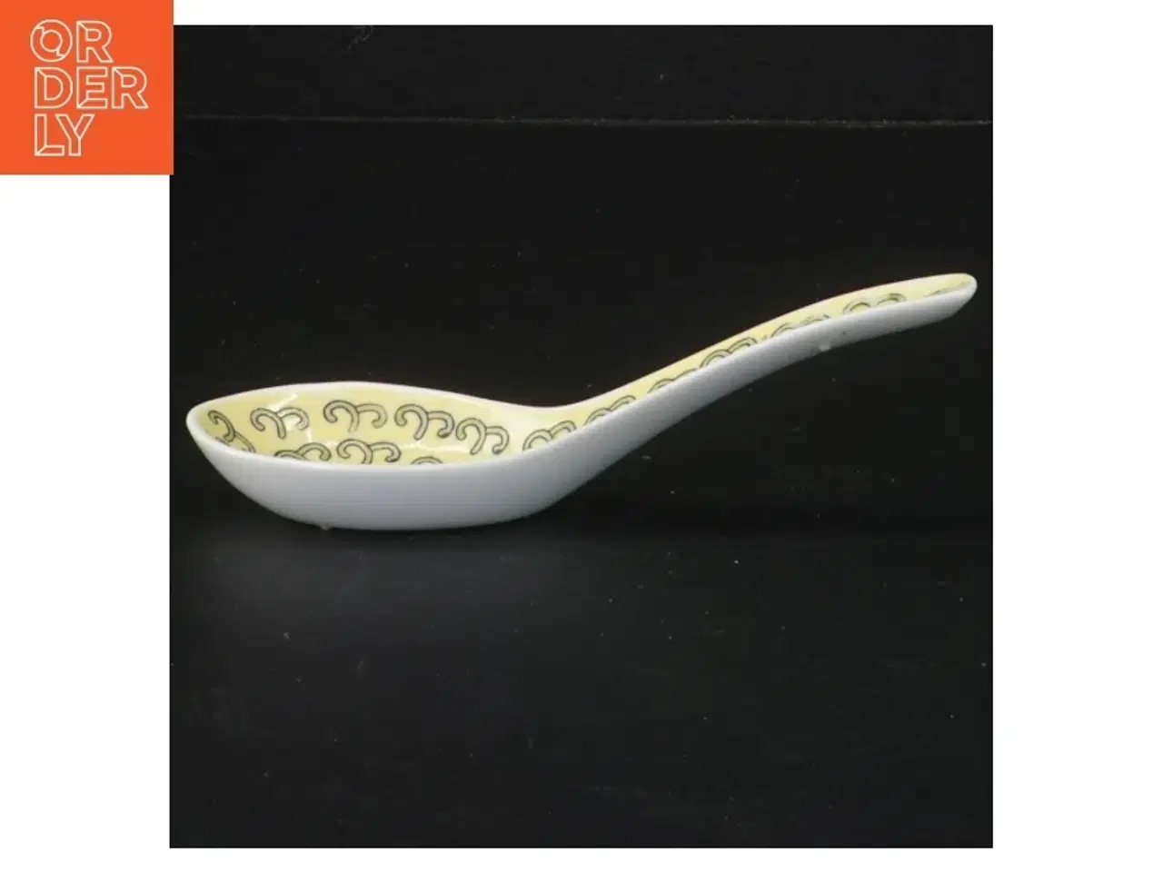 Billede 3 - Dekorativ skål med ske (str. Ø 11,5 cm)